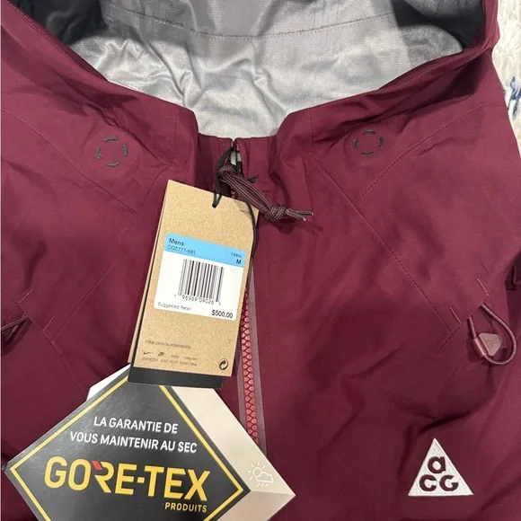 GORE-TEX Burgundy ACG Jacket - Picture 3 of 3
